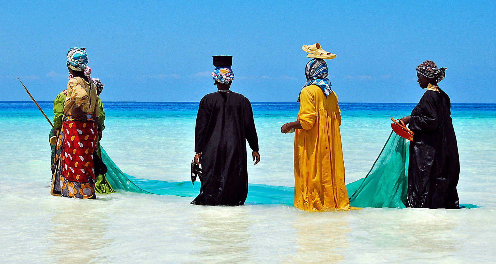 8 Days Zanzibar Cultural & Beach Safari Guide (Stone Town, Prison Island, Jozani Forest)