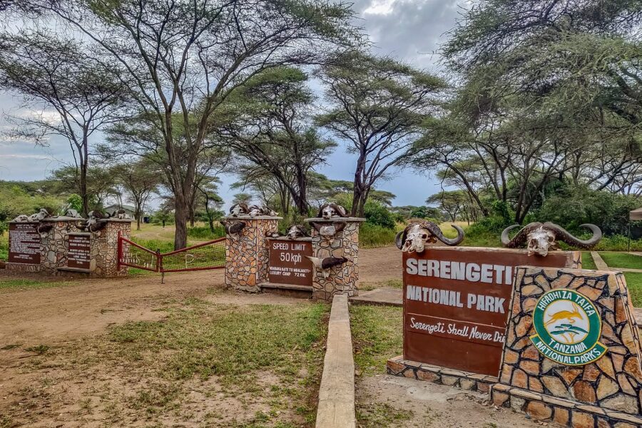 A comprehensive reference for tourists visiting Tanzania's Serengeti National Park