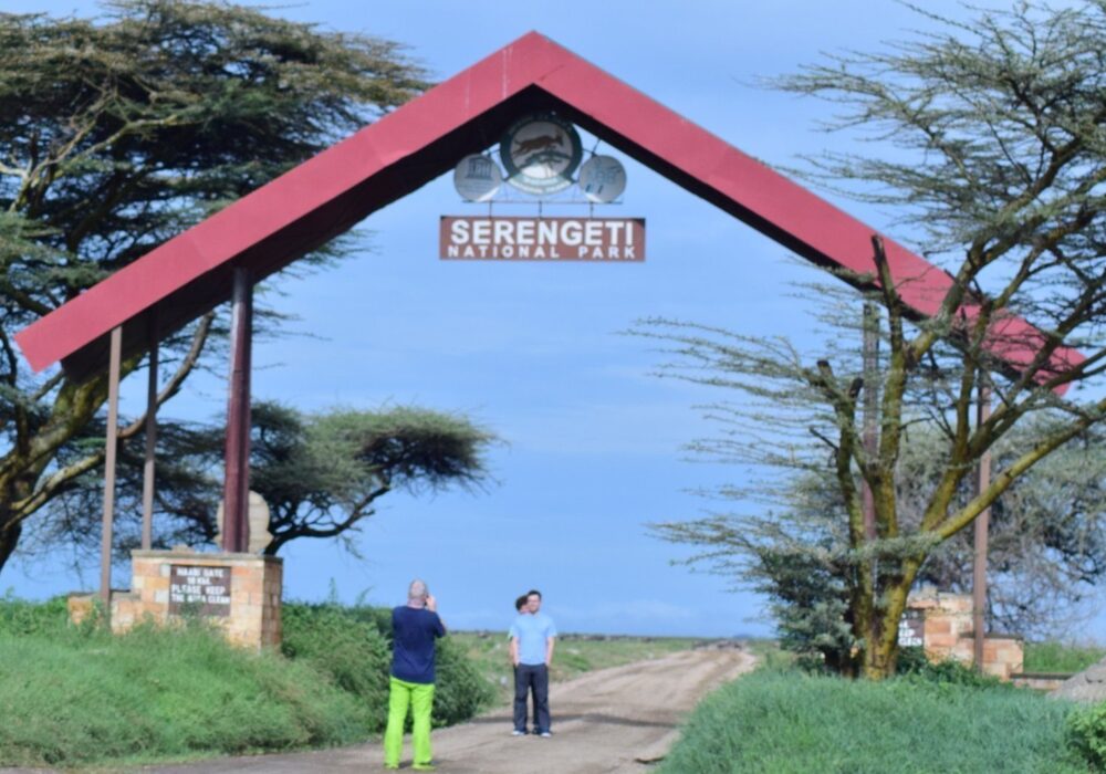 s Serengeti National Park A comprehensive reference for tourists visiting Tanzania's Serengeti National Park