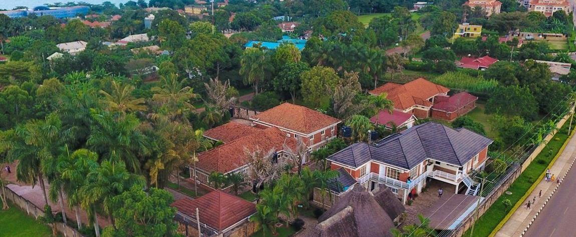 14 Days wildebeest migration gorillas and victoria falls